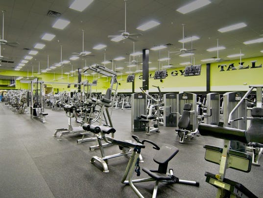Gold’s Gym closing….Caused by low-cost gyms