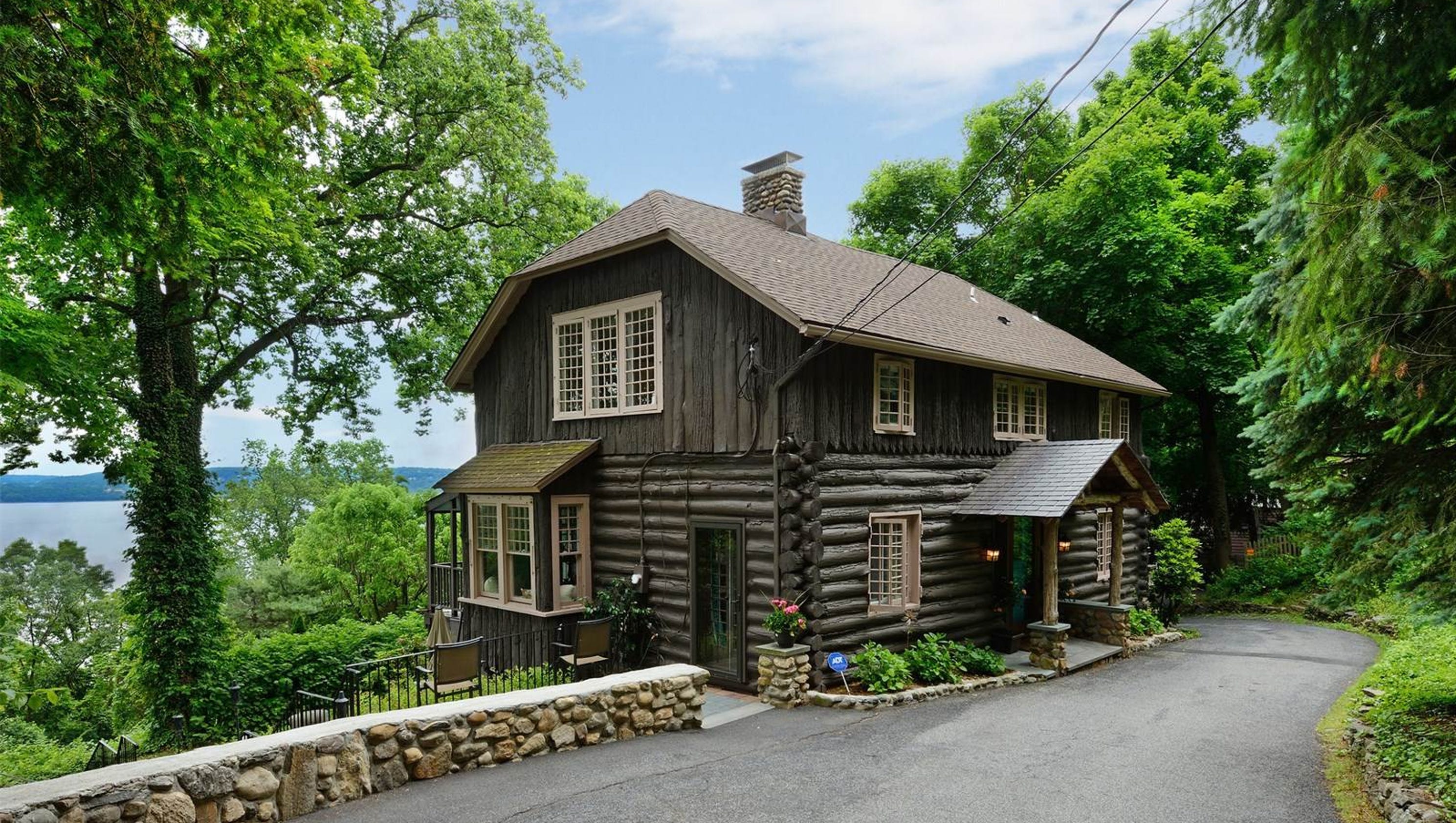 Log into these Lower Hudson Valley cabins