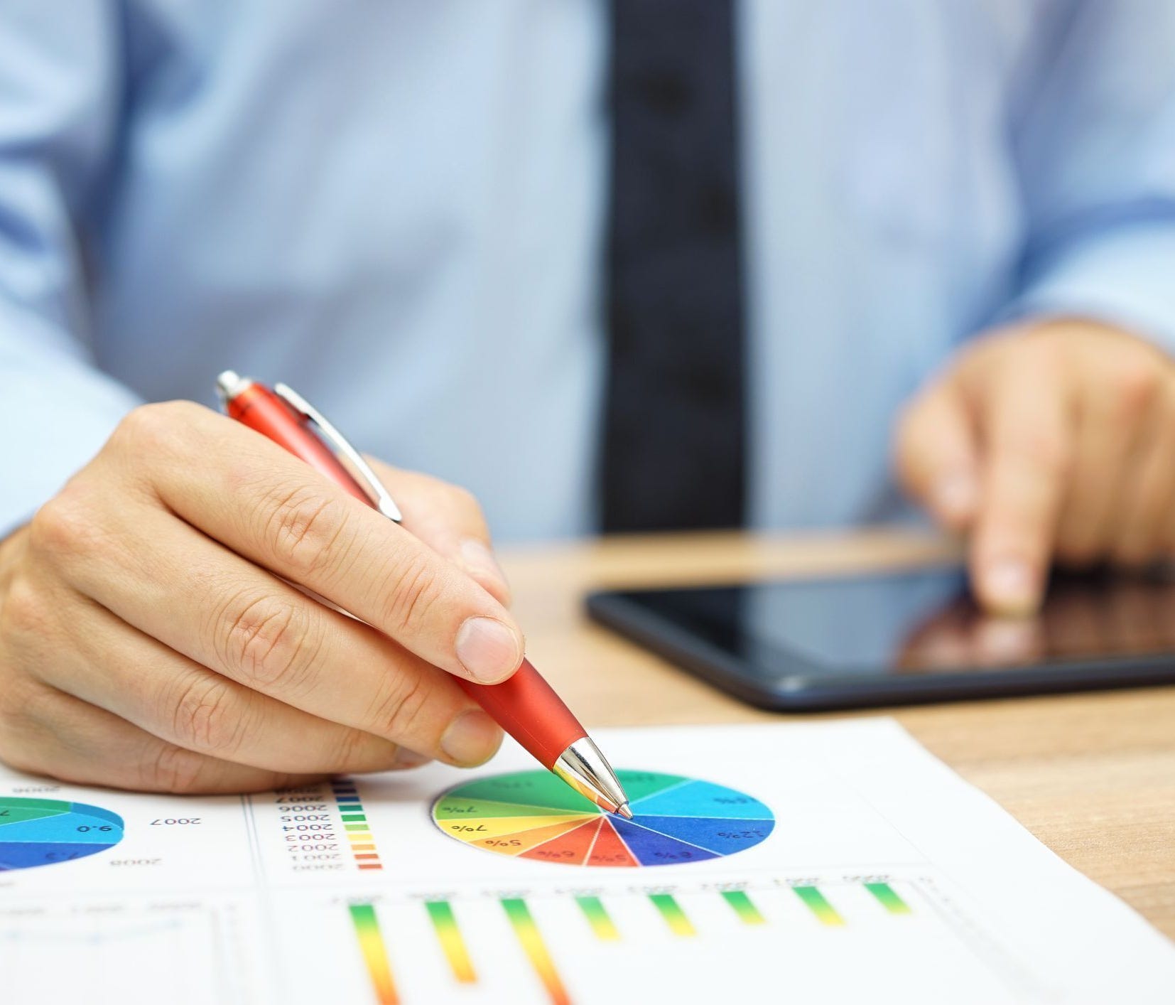 You probably know your monthly bills can impact your credit. Here are seven monthly bills with payments your credit score can determine.
