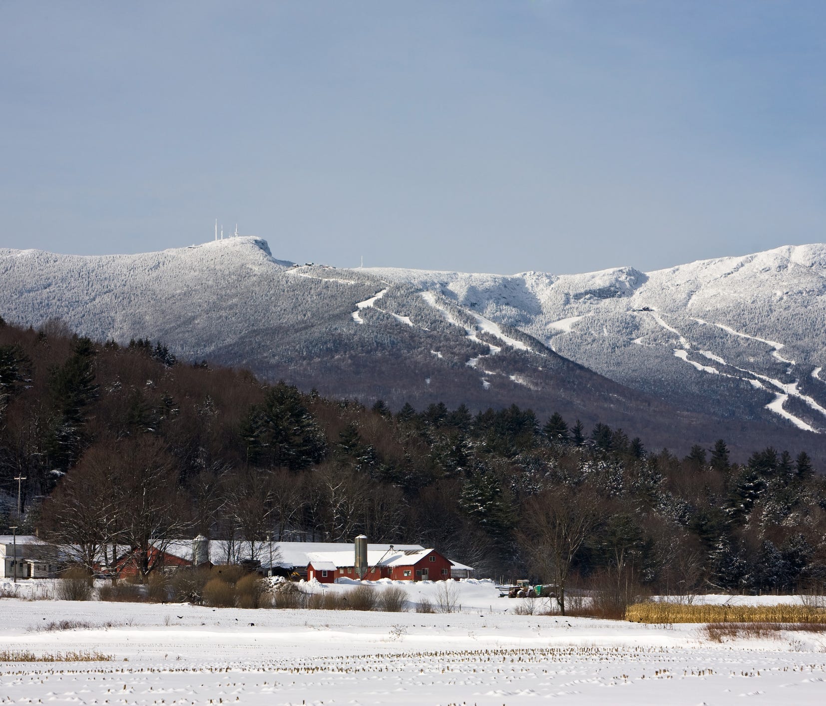 In a rather anomalous turn, Stowe Mountain Resort in Vermont has seen snow pile up at a rate equal to that of its sibling ski resorts in Colorado.