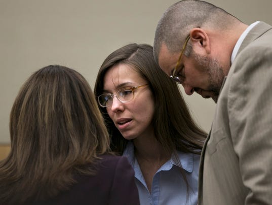 Jodi Arias files motions to fire attorney