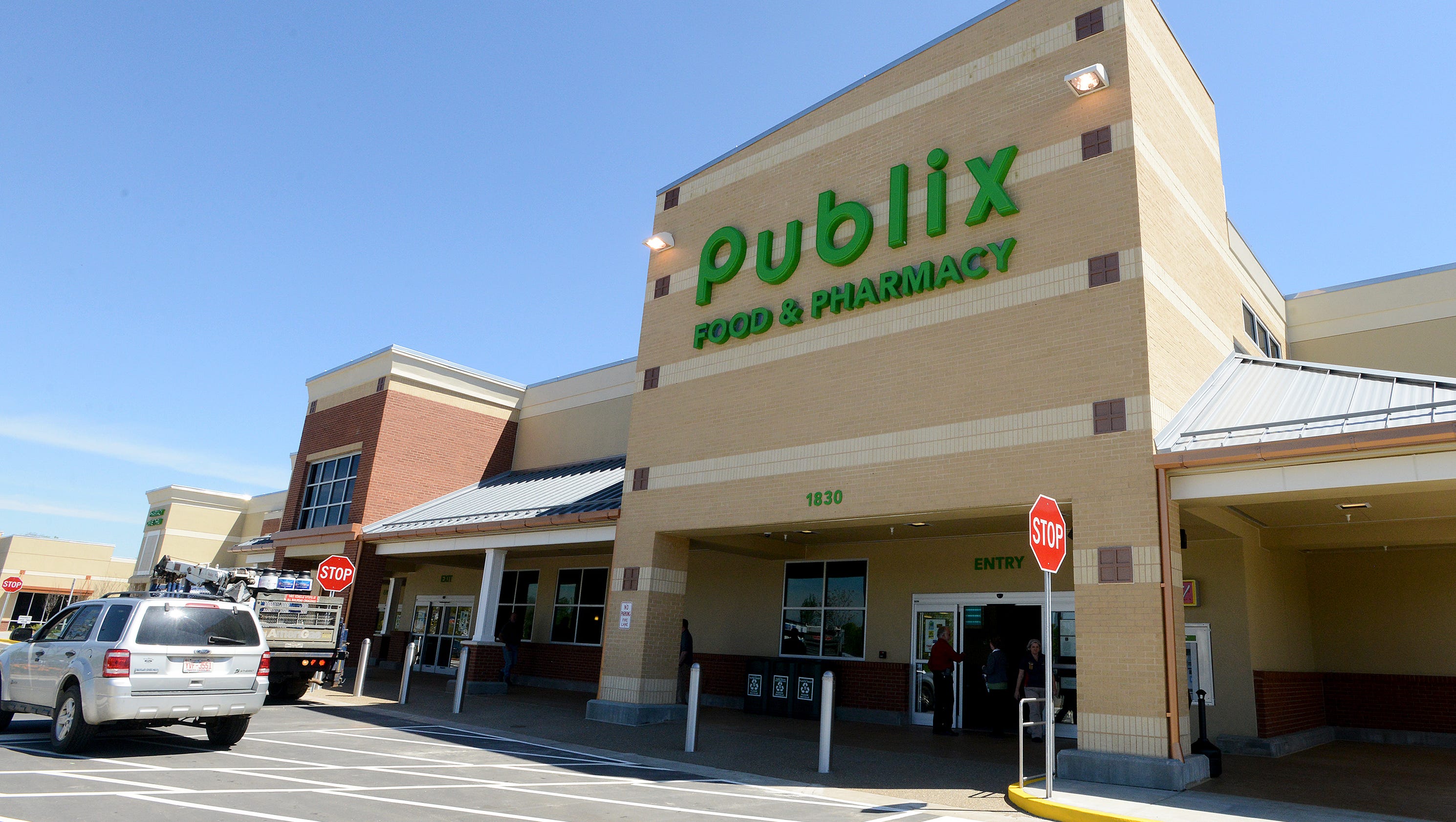 Publix Super Market At Gardens Towne Square - 8ux6gr0