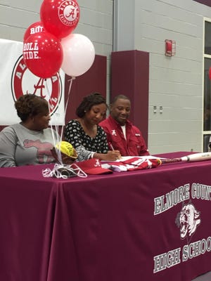 Elmore County's Elissa Brown signs with Alabama, with parents Tara and Primus Brown.
