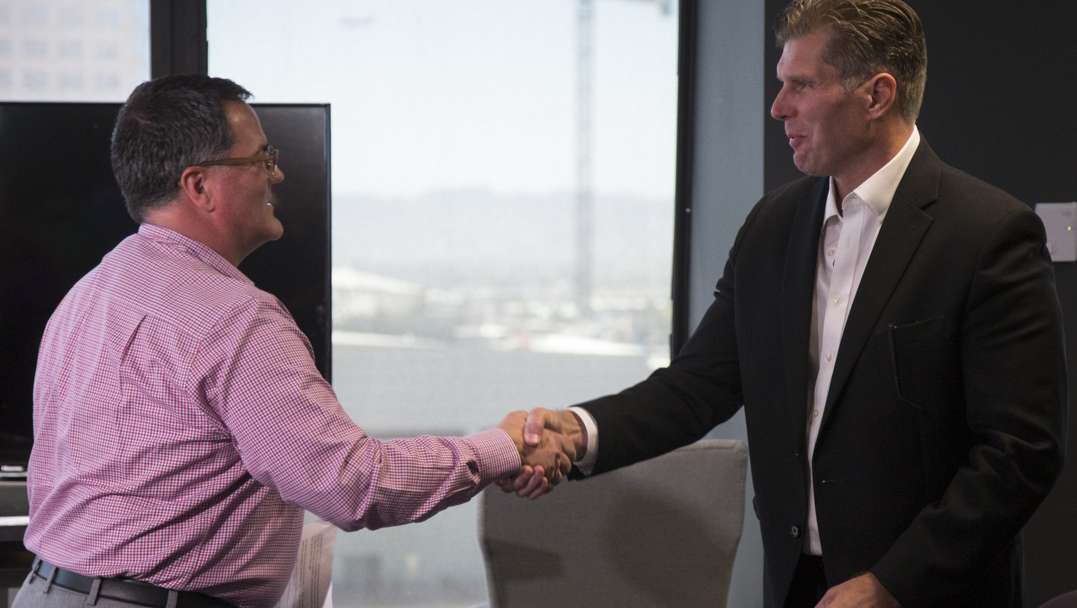 Greg Burton named editor of The Arizona Republic,