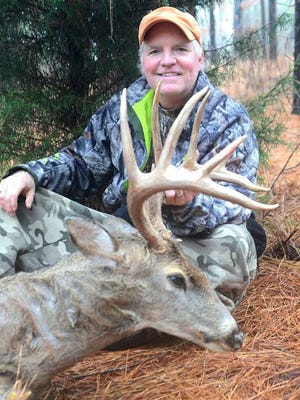 Gil Lackey wrapped up the 2017-18 hunting season by killing this 10-point buck in Hickman County on the last weekend.