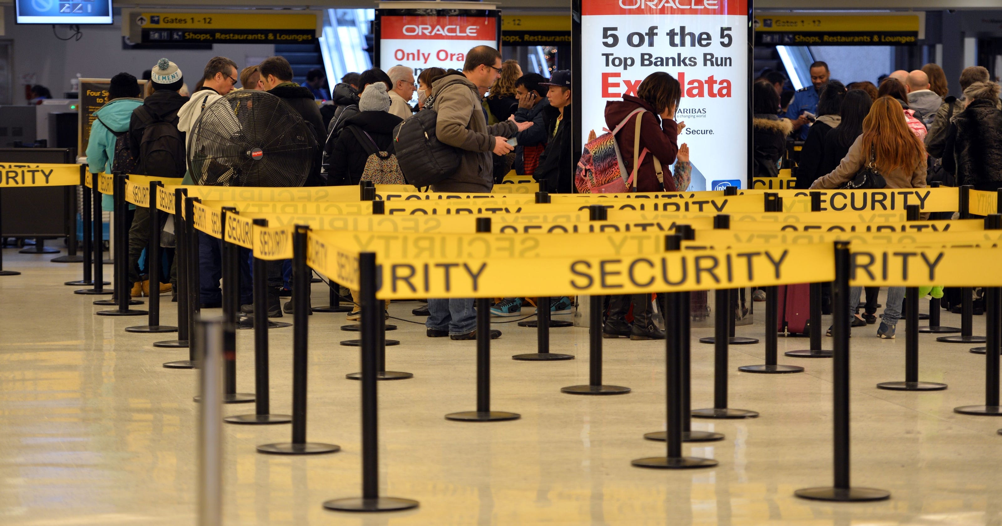 Suspected American militant held after airport arrest