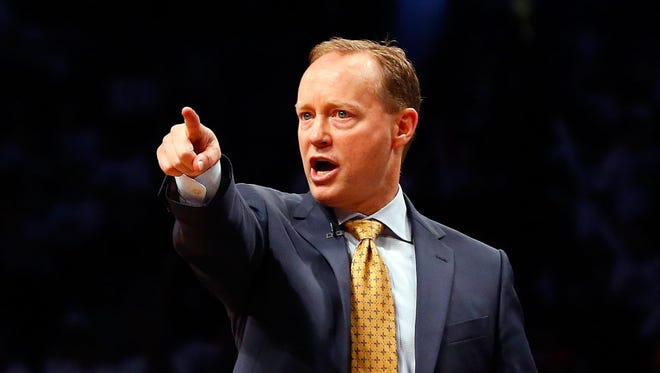 pic Milwaukee Bucks Coach Mike Budenholzer new coach of the milwaukee bucks