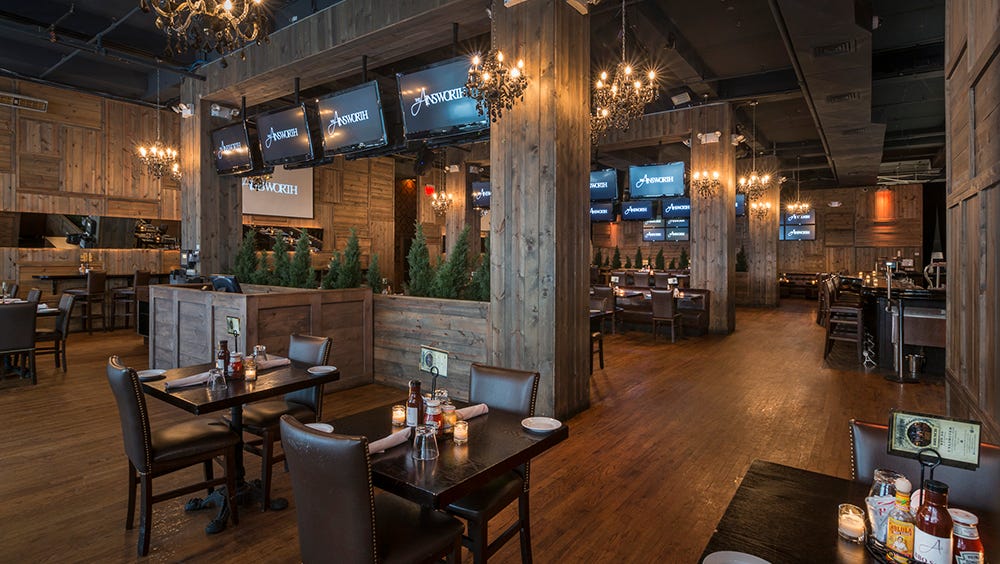 10 best sports bars across the USA