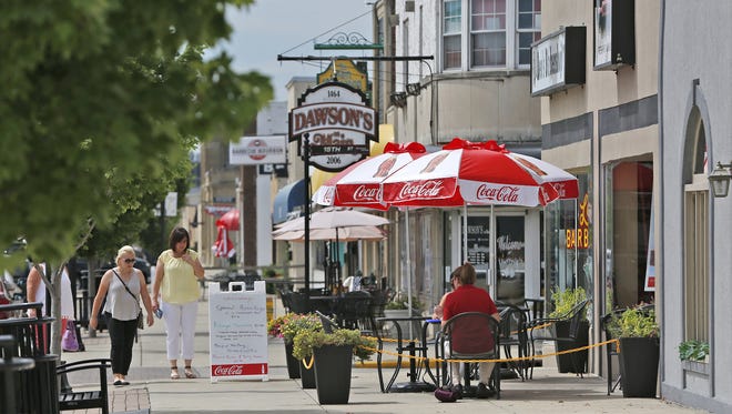Lunchtime crowds have plenty of options along Main Street’s half-mile stretch, where you could sample a different eatery every day of the week.