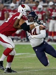 Cardinals lineman Jared Veldheer moved to the right