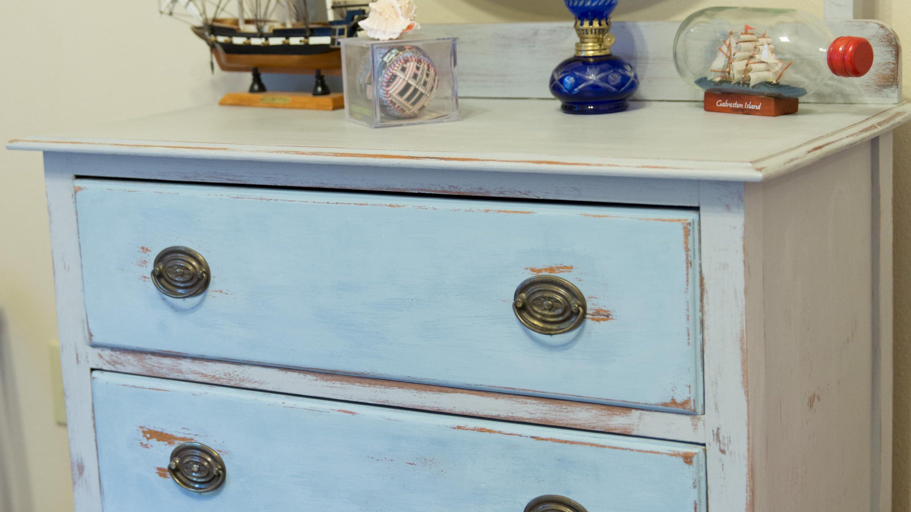 These Diy Ladies Transform The Old Into New Again