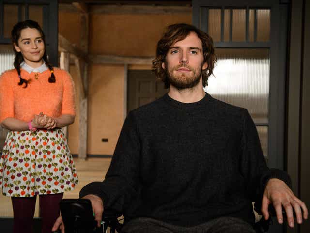 Sam Claflin Y Emilia Clarke Romance - Emilia Clarke Sam Claflin Grapple With Love Life In Me Before You