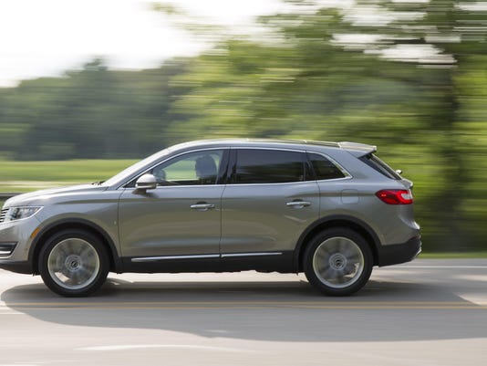 Car Culture Lincoln Quietly Challenges Luxury Rivals