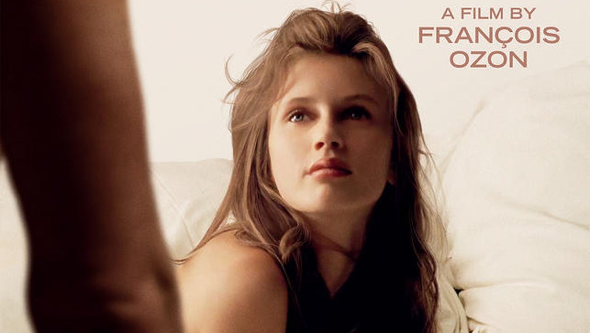 Review Young Beautiful 3 Stars