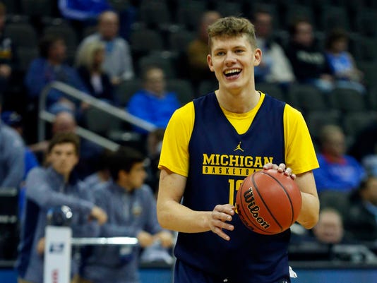 Meet The 2017 18 Michigan Basketball Roster