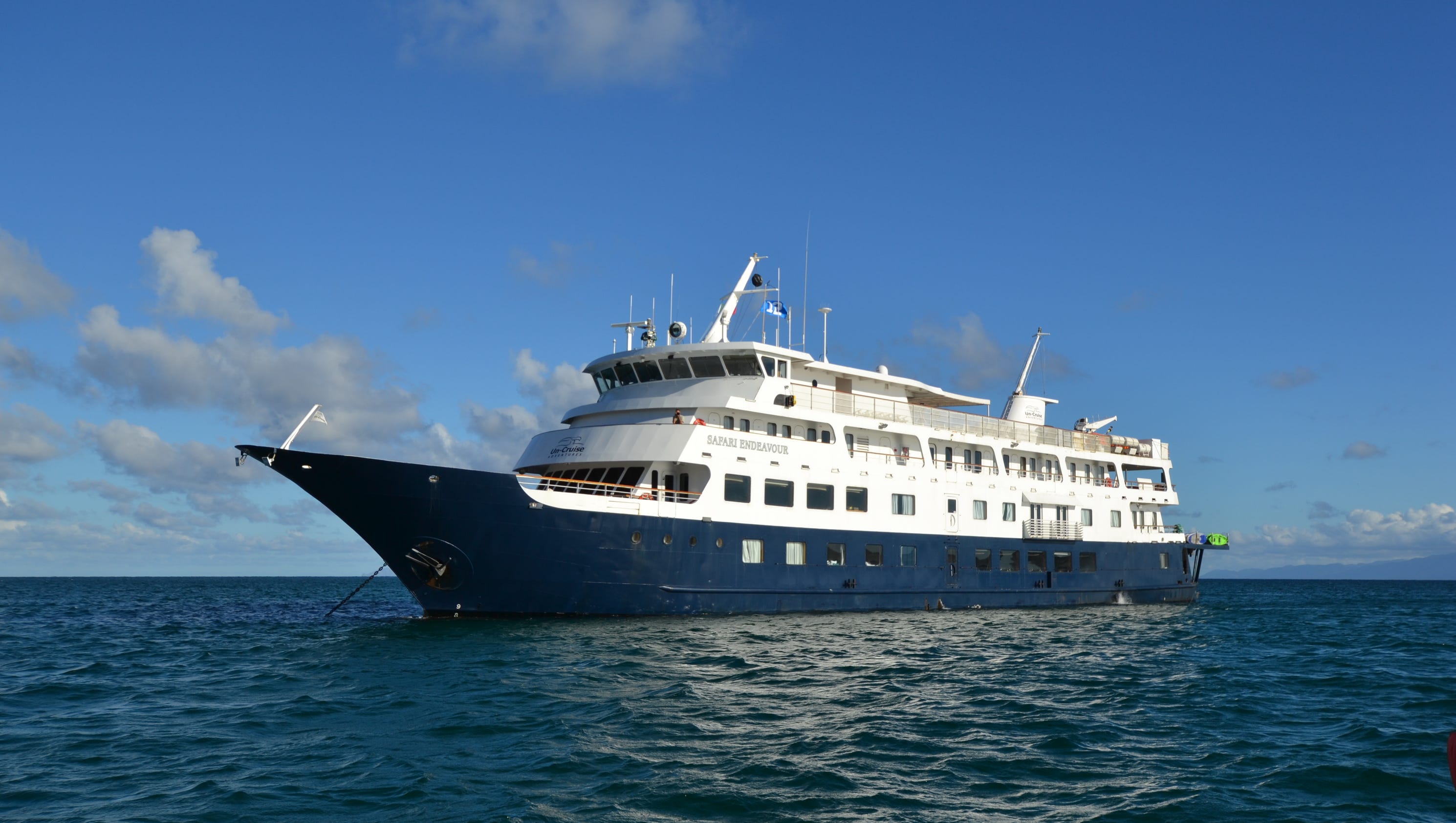 Cruise ship tours UnCruise Adventures' Safari Endeavour