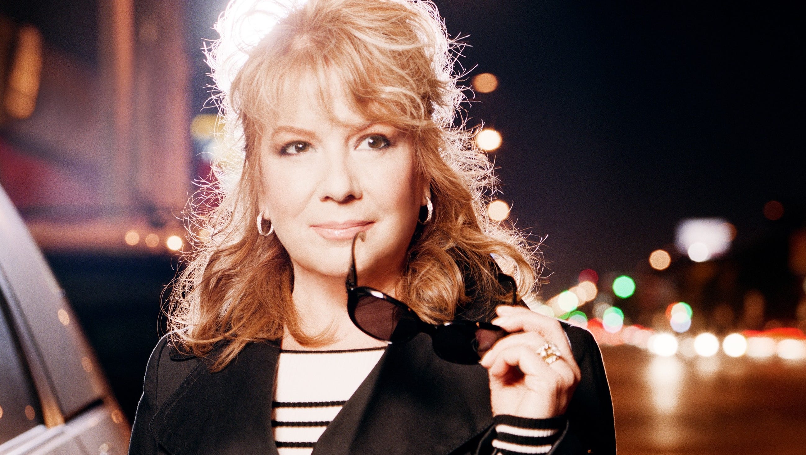 10 great Vikki Carr songs.