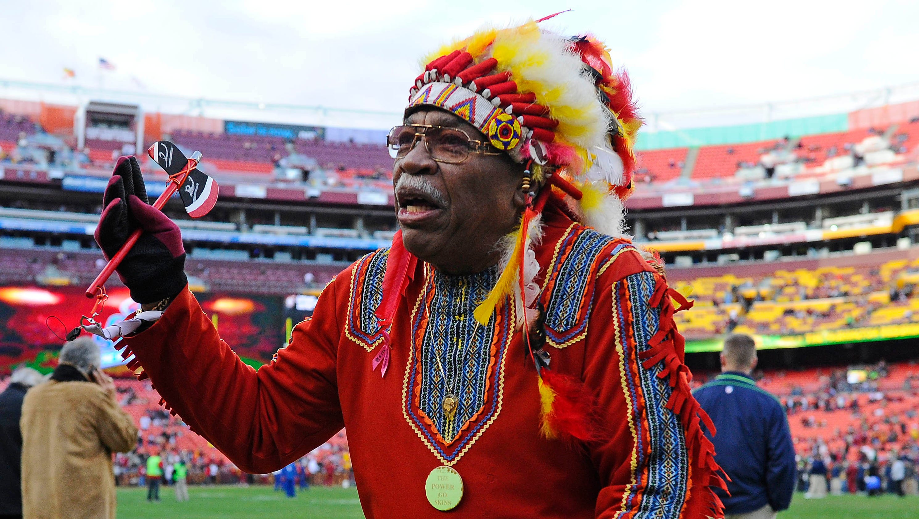 Redskins superfan, unofficial mascot Chief Zee dies