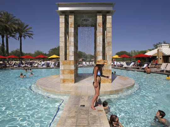 10 Last Minute July 4th Resort Deals