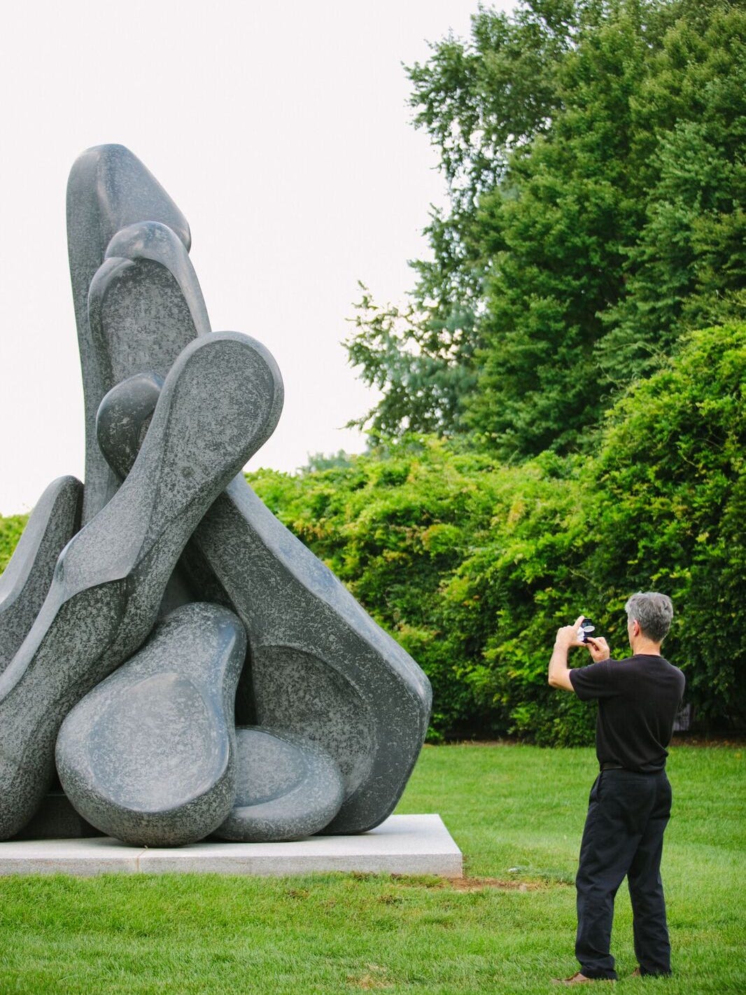 Sculpture Gardens Offer An Outing For Arts Lovers