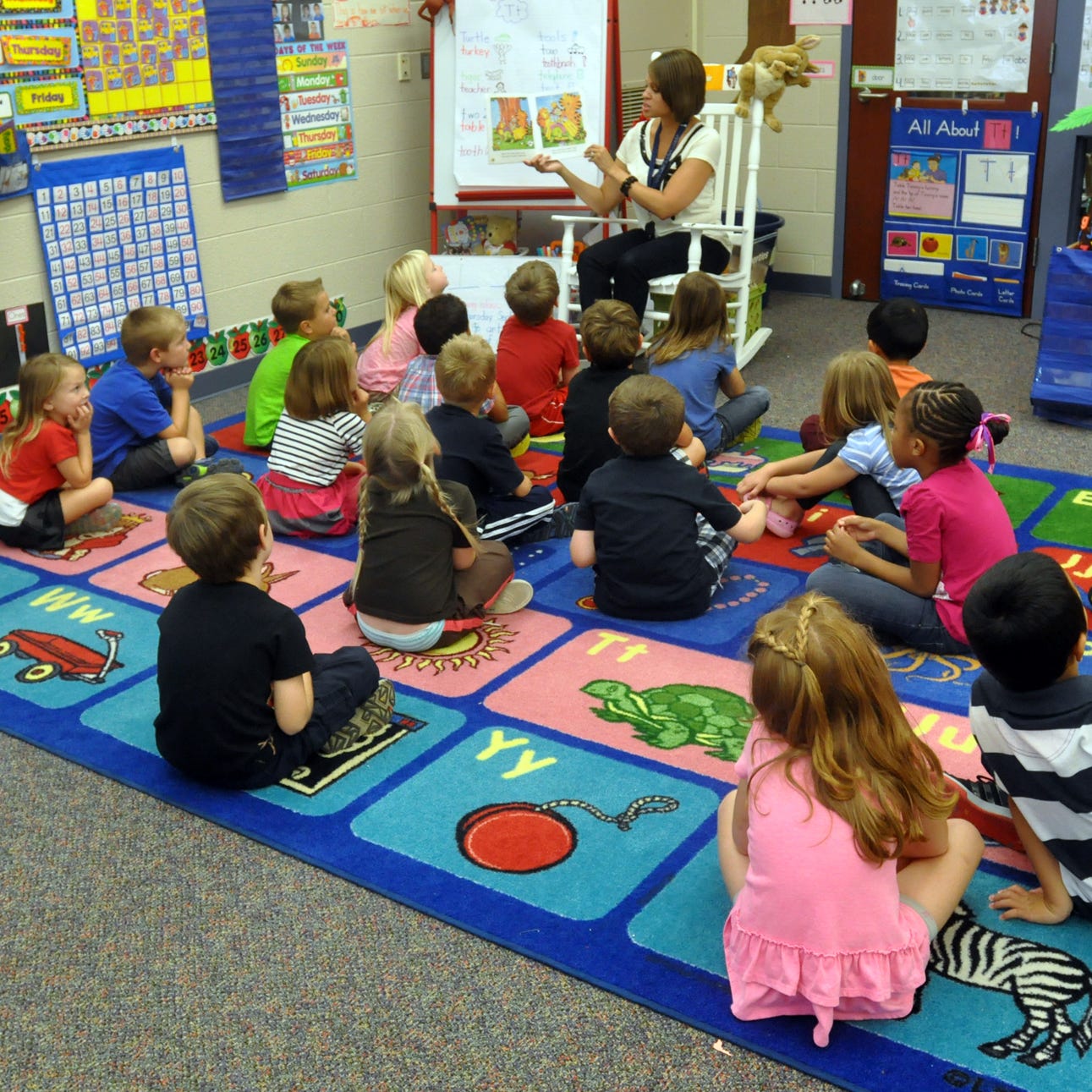 Dino Safari Drive Thru Adventure Comes To Novi Michigan Near Detroit