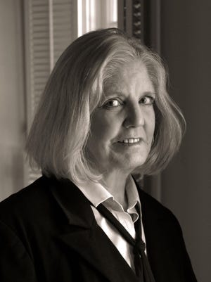 Patricia Hunt, columnist, Mary Baldwin College