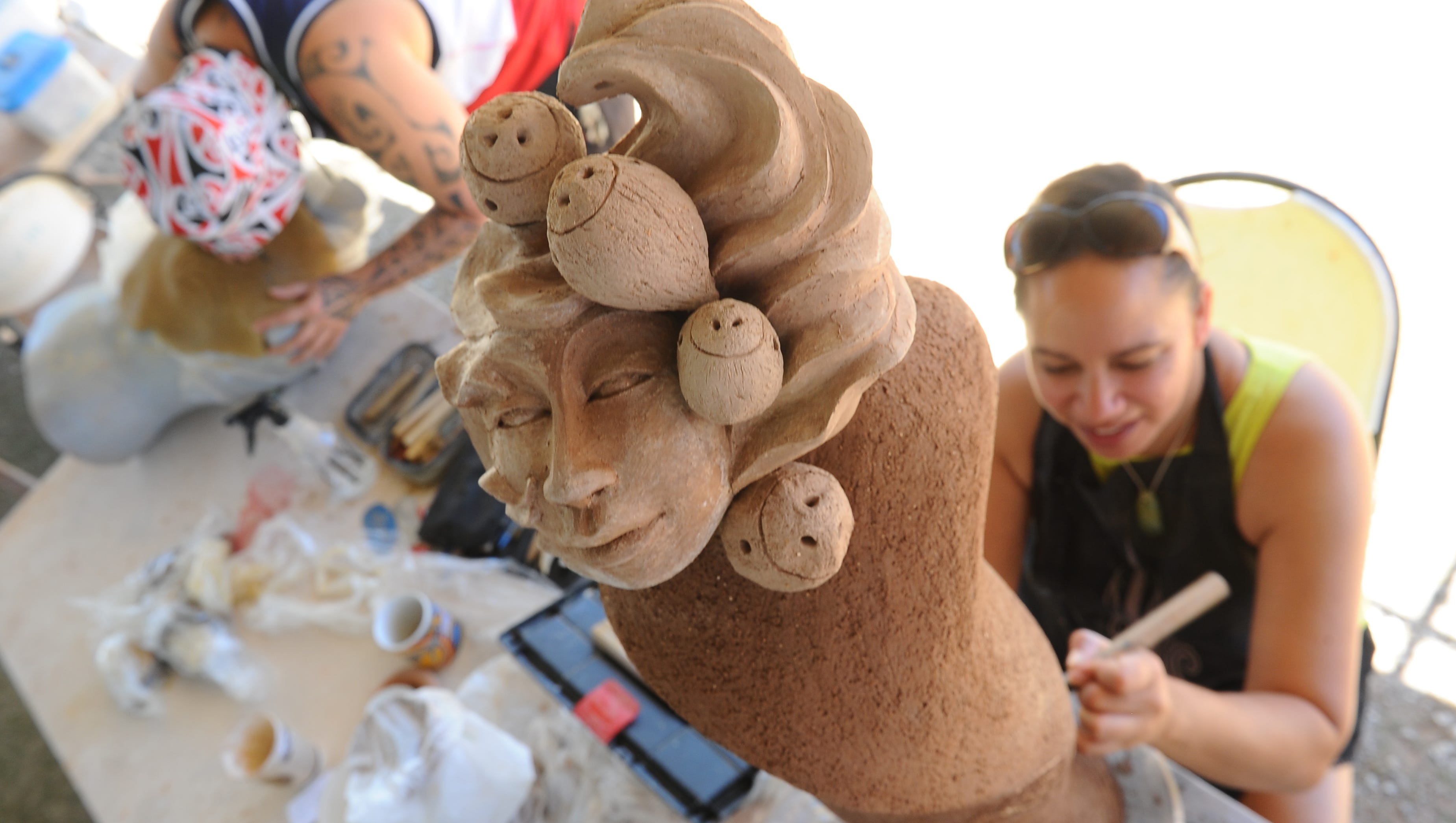 New Zealand artists share pottery skills with public