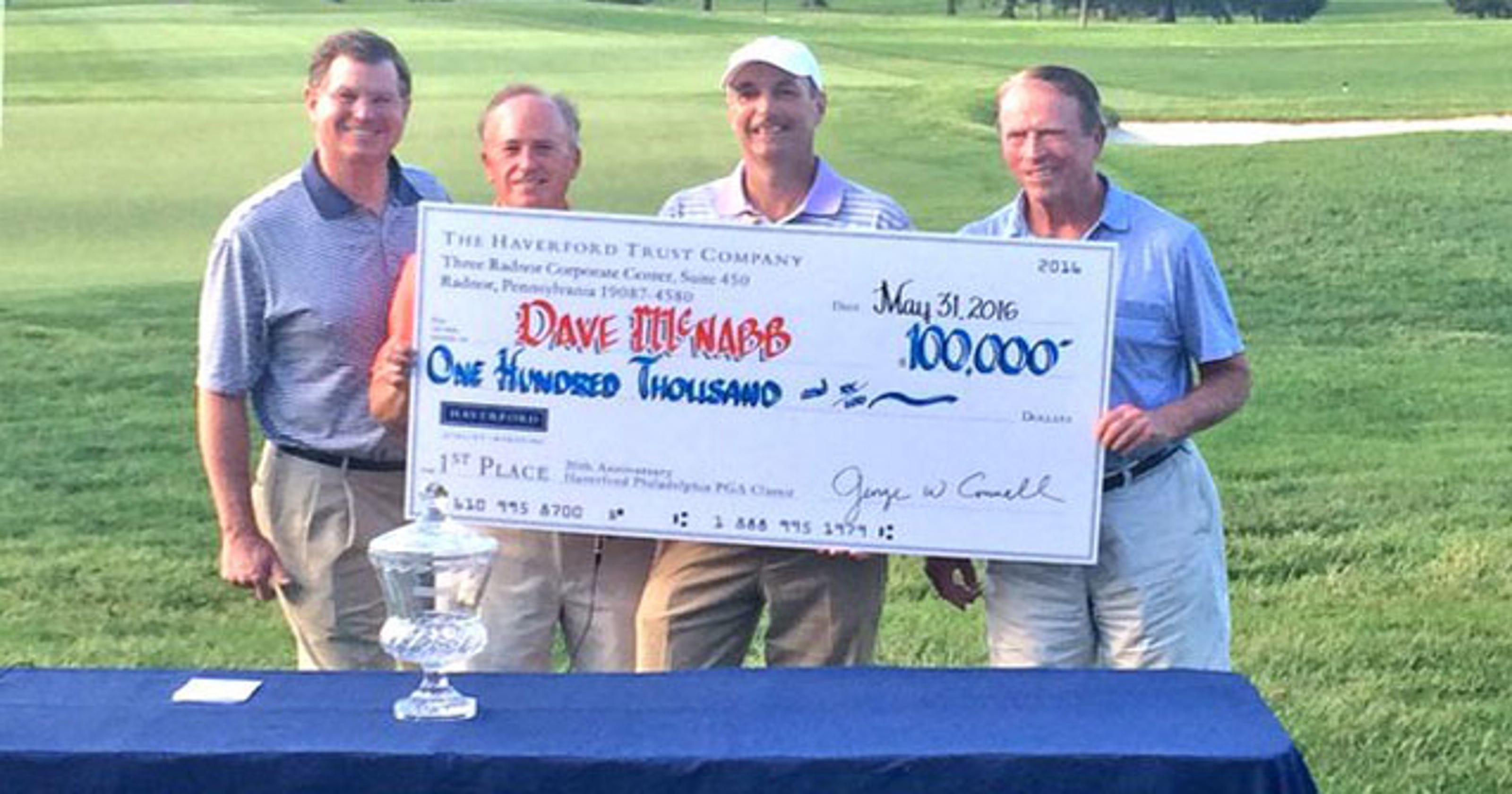 Local pro McNabb wins 100K in Philly golf event