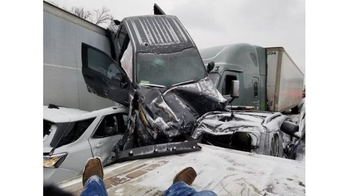 Multiple Large Accidents On I 44 Cause Fatalities