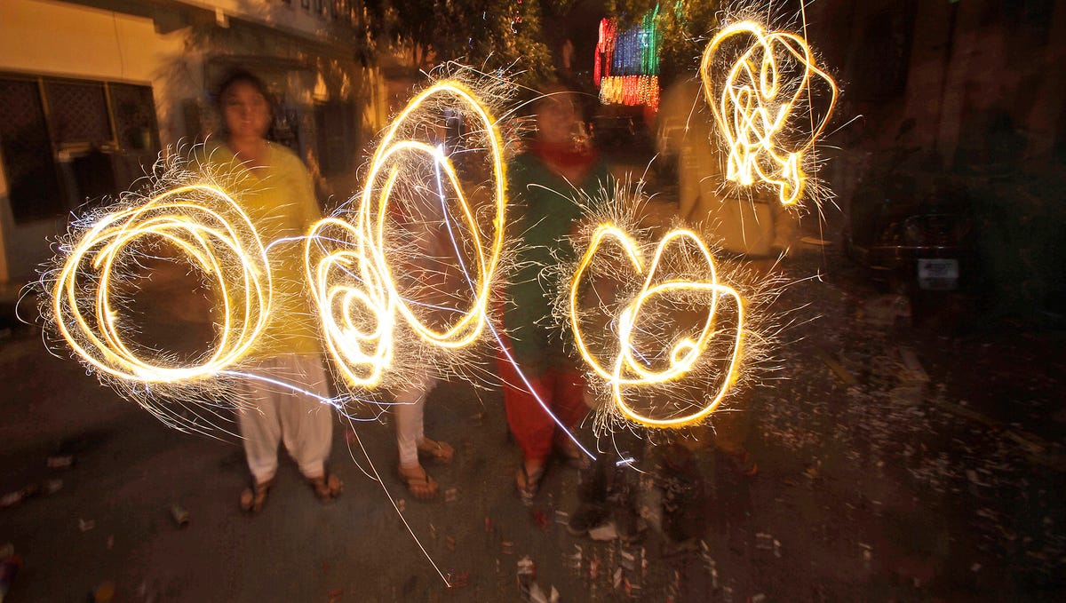 What Is Diwali The Festival Of Lights And How Is It Celebrated