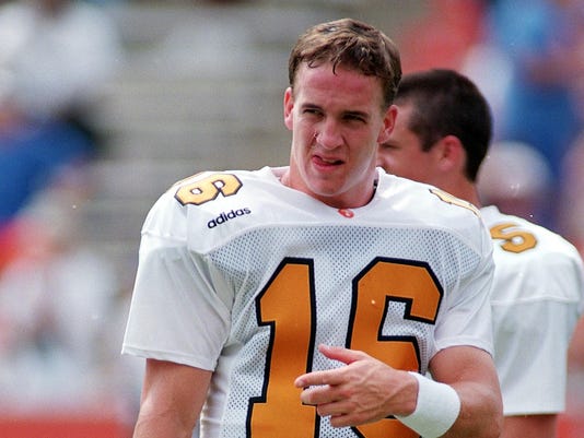 Broncos� Peyton Manning donates 500,000 to Pat Summitt