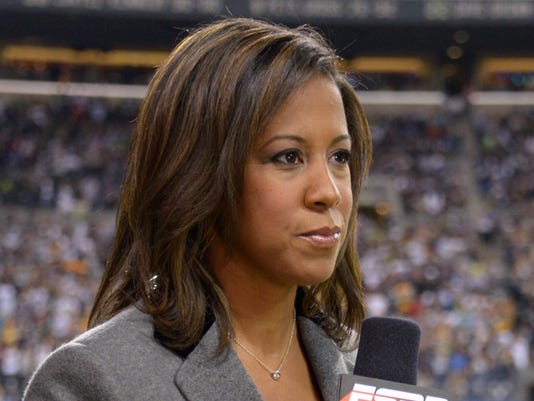 Lisa Salters with makeup vs without | Sports, Hip Hop & Piff - The Coli