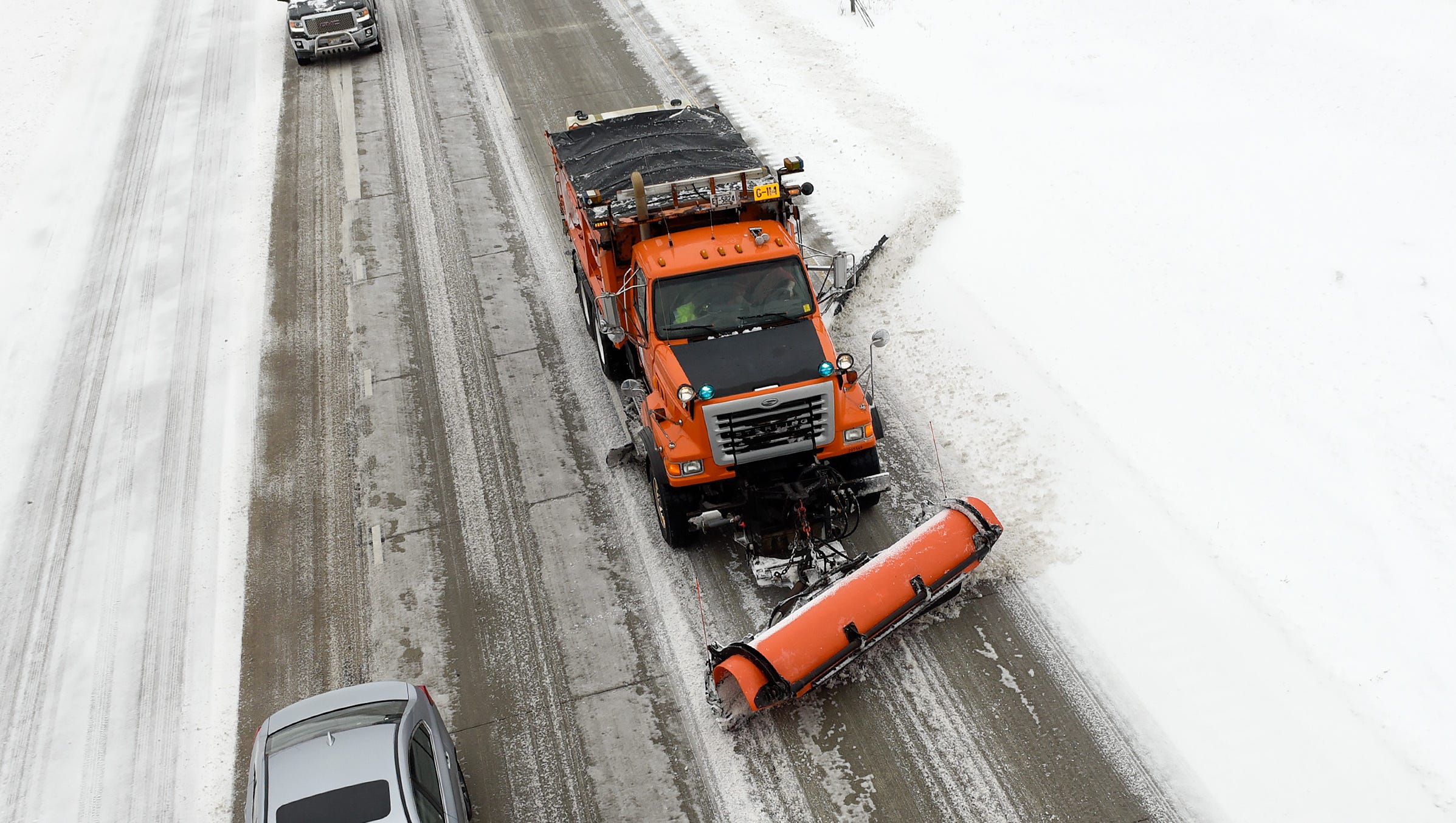 'Plowy McPlowFace' among 50 finalists for Minnesota snowplow names