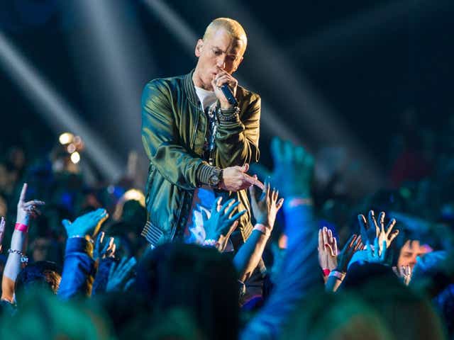 Eminem S Kamikaze Draws Inspo From Beastie Boys Licensed To Ill