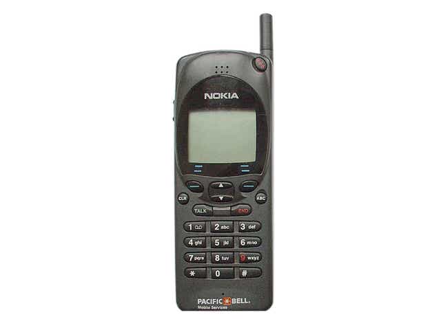 Google, Apple, Samsung, BlackBerry: Cellphones that no longer exist