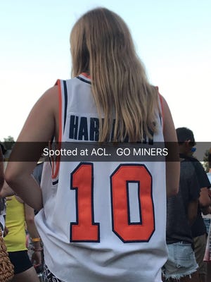 A photo I posted to my Snapchat story of a young woman wearing a throwback Tim Hardaway jersey while I was at Weekend 1 of the Austin City Limits Music Festival.