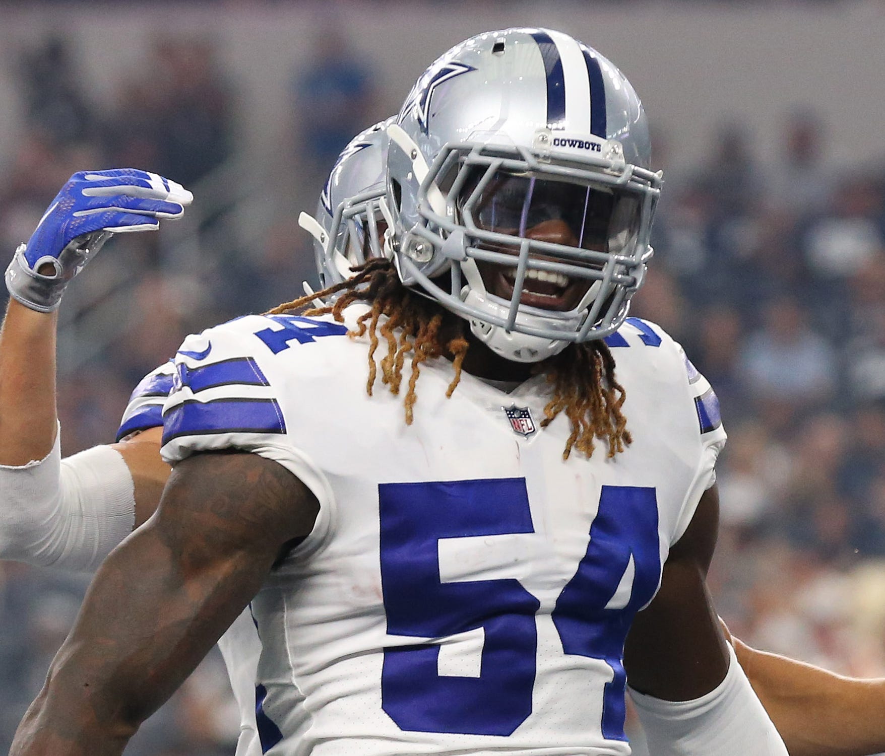 Cowboys LB Jaylon Smith made one tackle in his first NFL action Saturday.