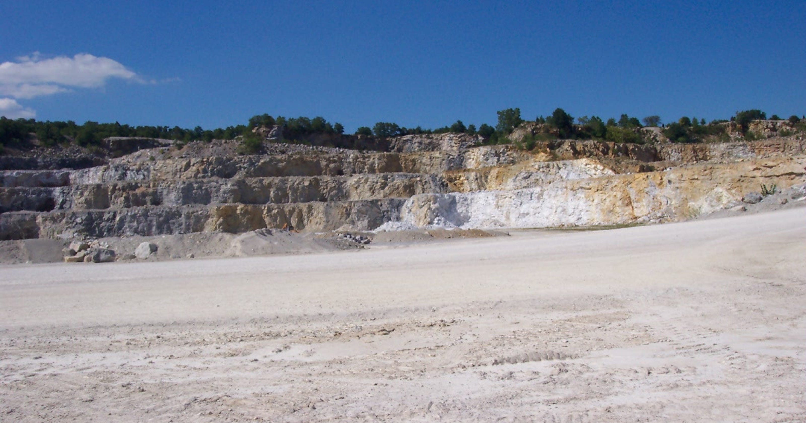 Vulcan sells gravel quarries in antitrust settlement