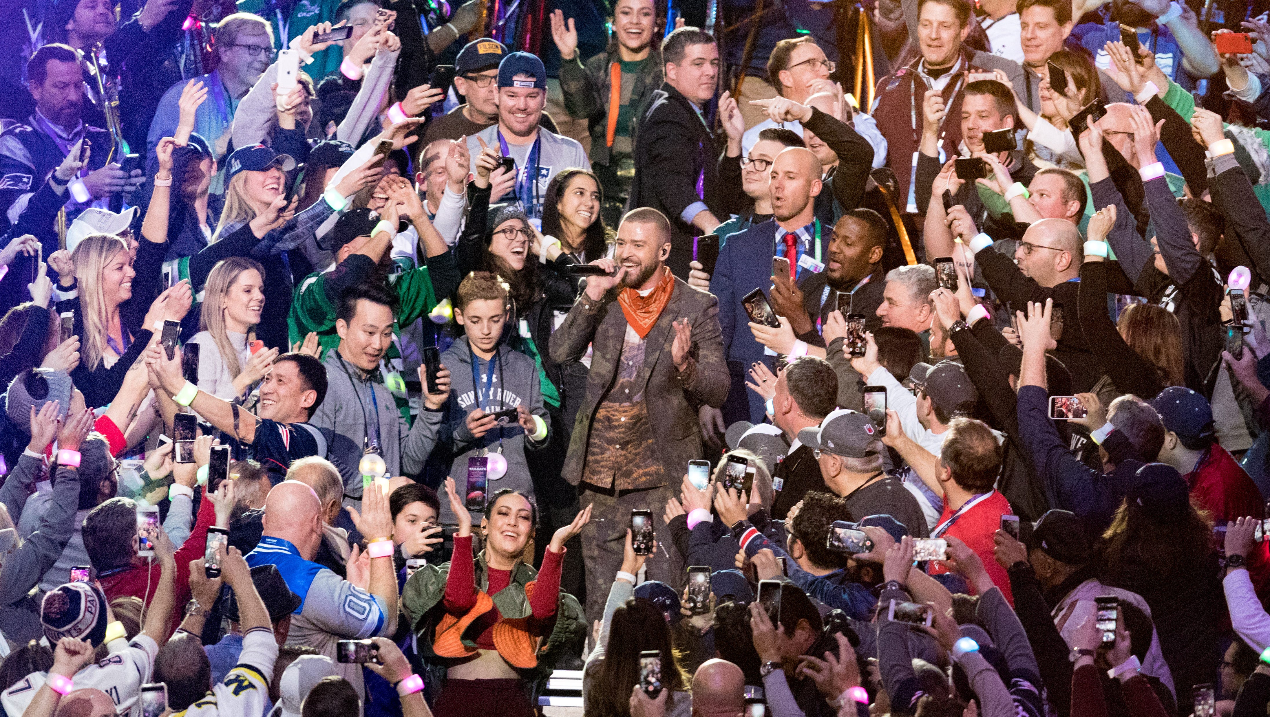 Super Bowl Selfie Kid On Reaction It S Crazy