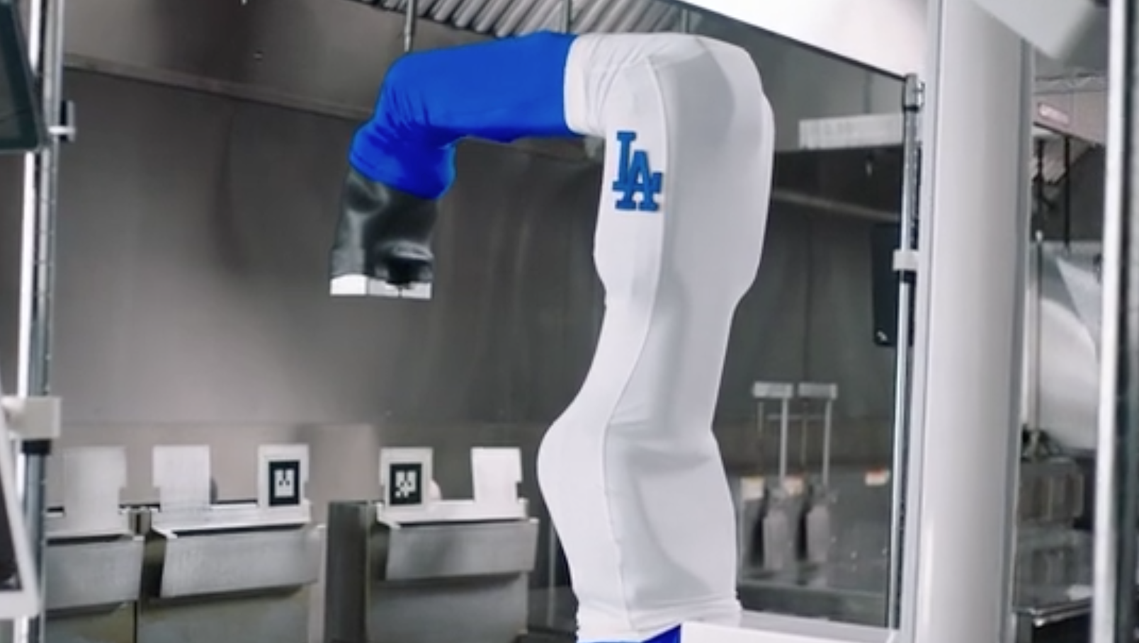 White Castle Brings Flippy Burger Robot To The Kitchen Due To Pandemic