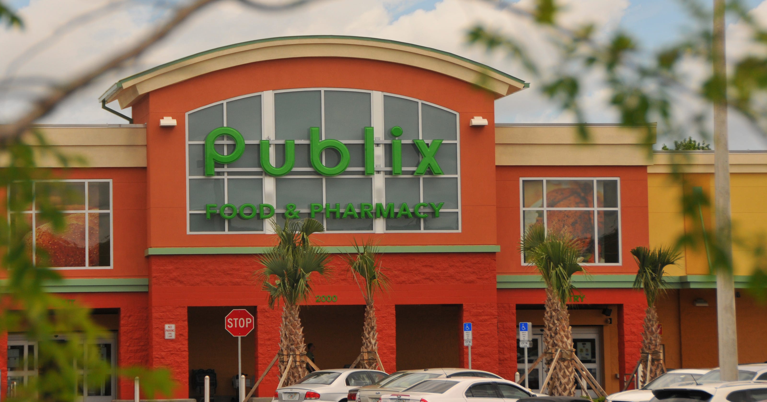 Publix Super Market At Post Commons Shopping Center - c3mdyl5