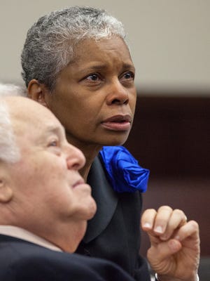 
Judge Judith Hawkins and her attorney, Gerald Kogan, left, speak with the opposing attorney during Hawkins' trial in 2013
