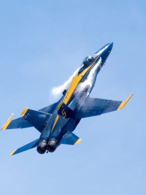 Blue Angels Crowd Ready For Homecoming