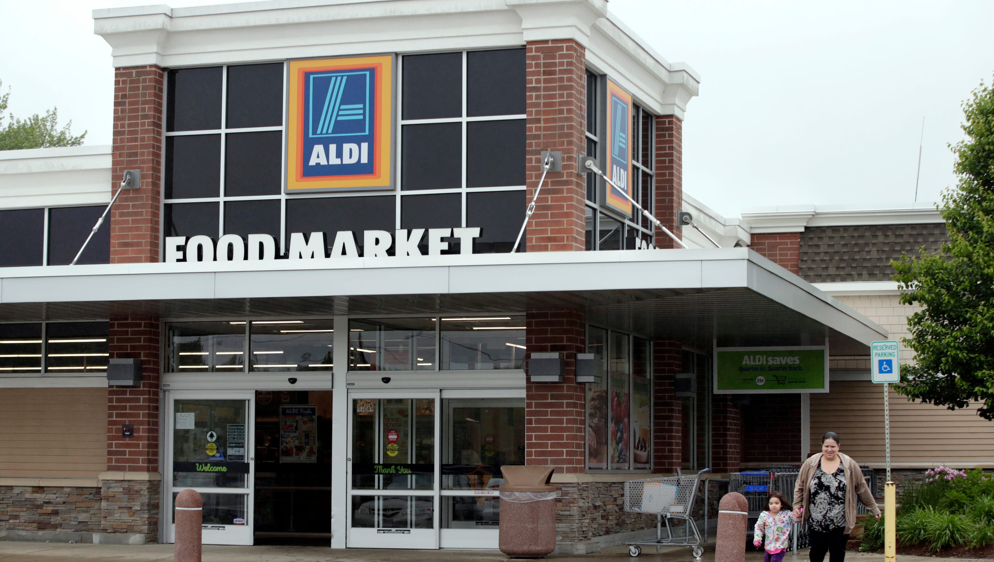 Grocery Chain Aldi To Open Another 900 Stores In U S