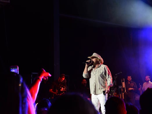 Toby Keith plays to a packed grandstand crowd at the