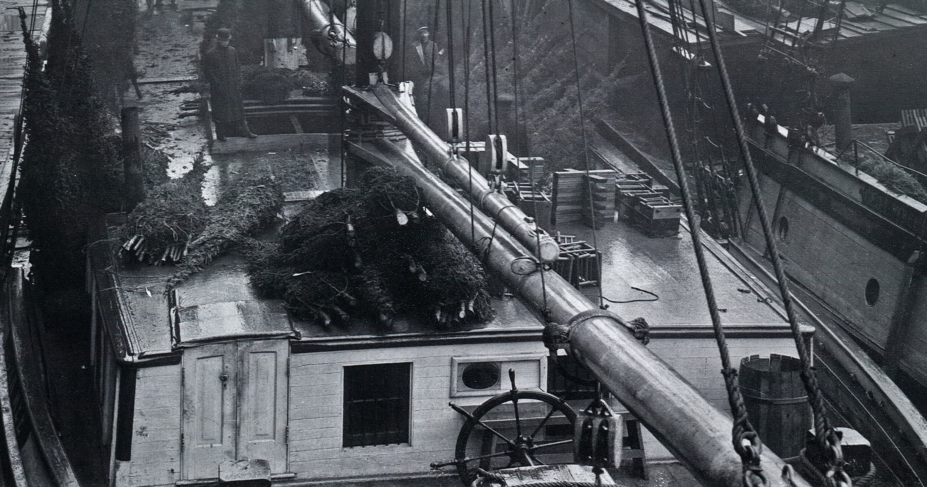 Manitowoc's Wisconsin Maritime Museum hosts Christmas Tree Ship event