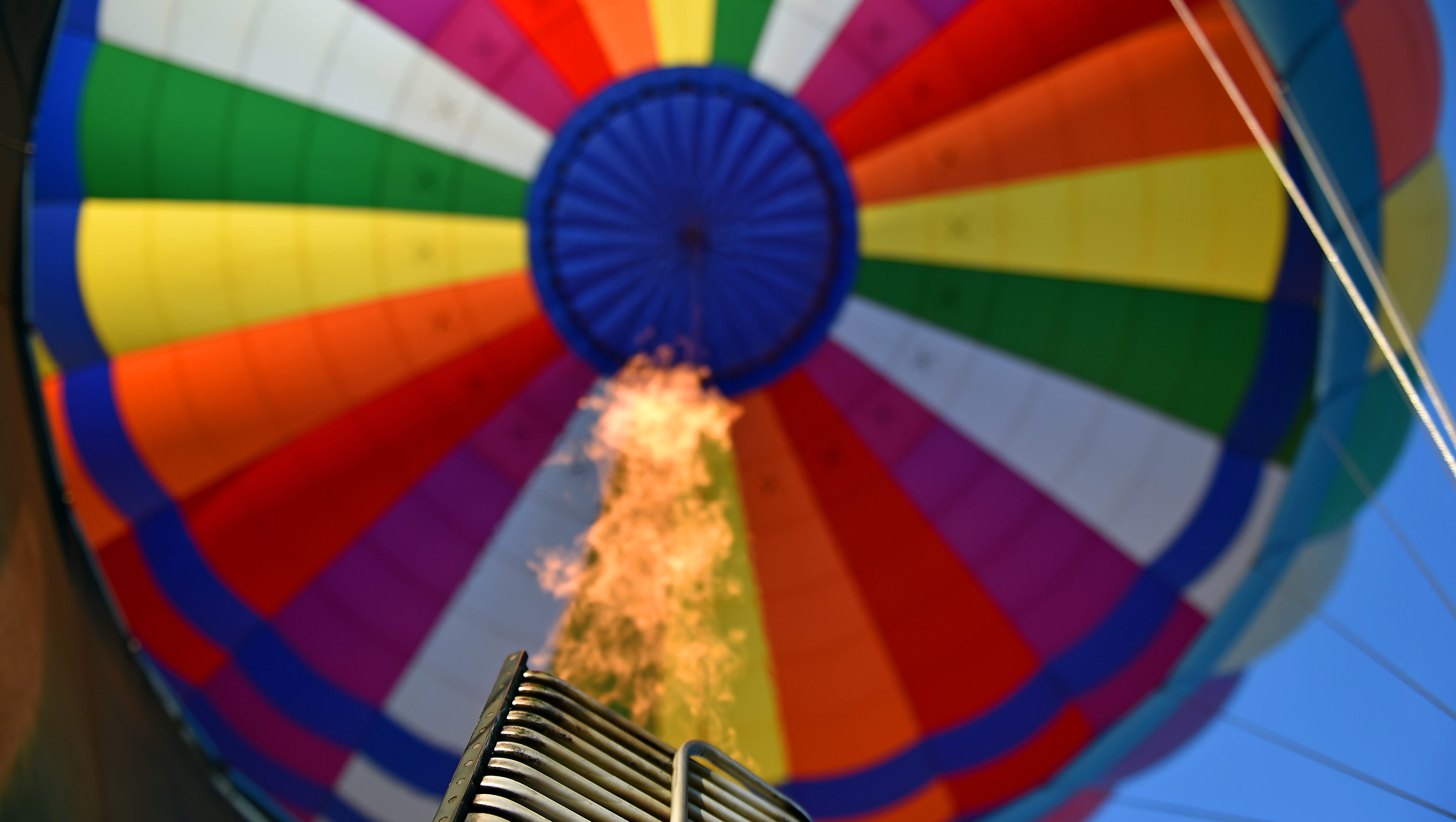 Mississippi Hot Air Balloon Festival celebrates America in Madison Co.