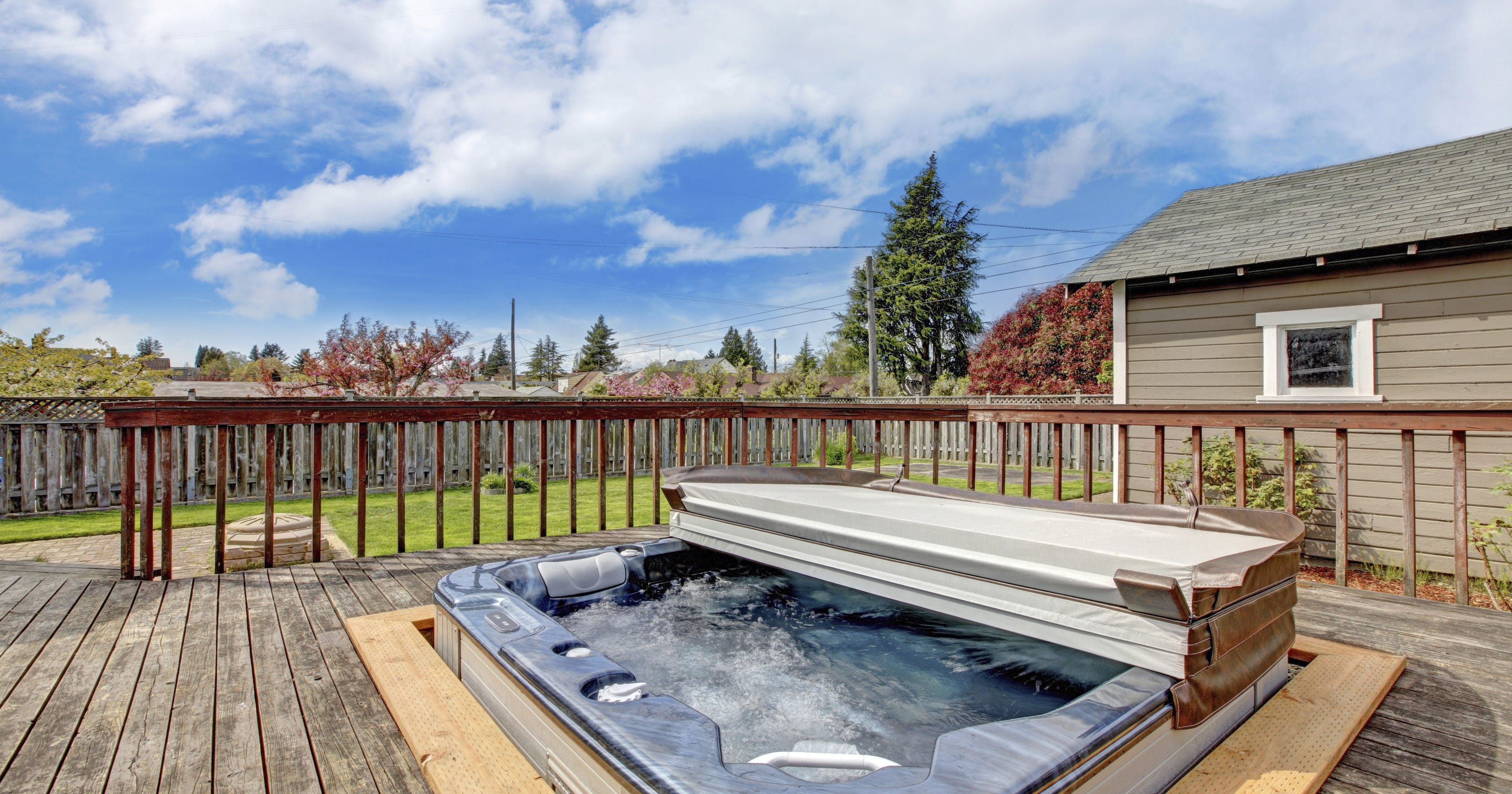 Could The Hot Tub At The Gym Give You Legionnaires Disease