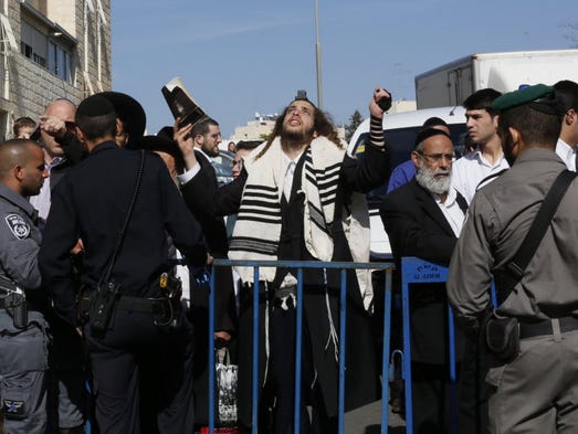 Us Synagogues Upped Security Before Jerusalem Attack