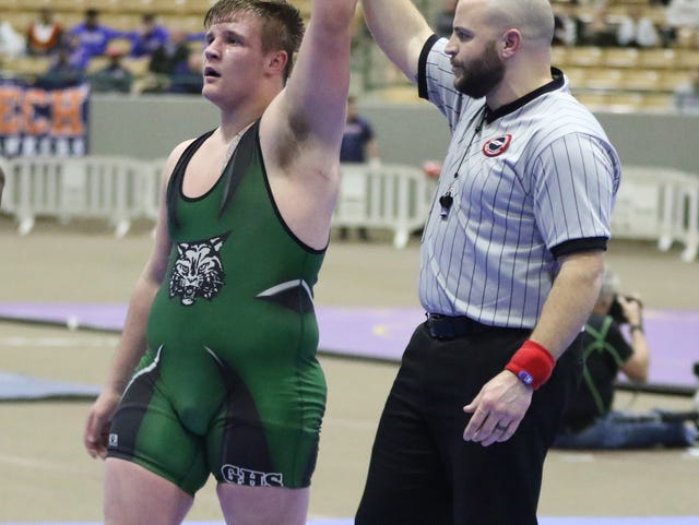Greenbrier's Toby Lynch won the 220-pound weight class
